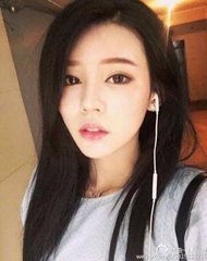 菩萨蛮·春风吹绿湖边草